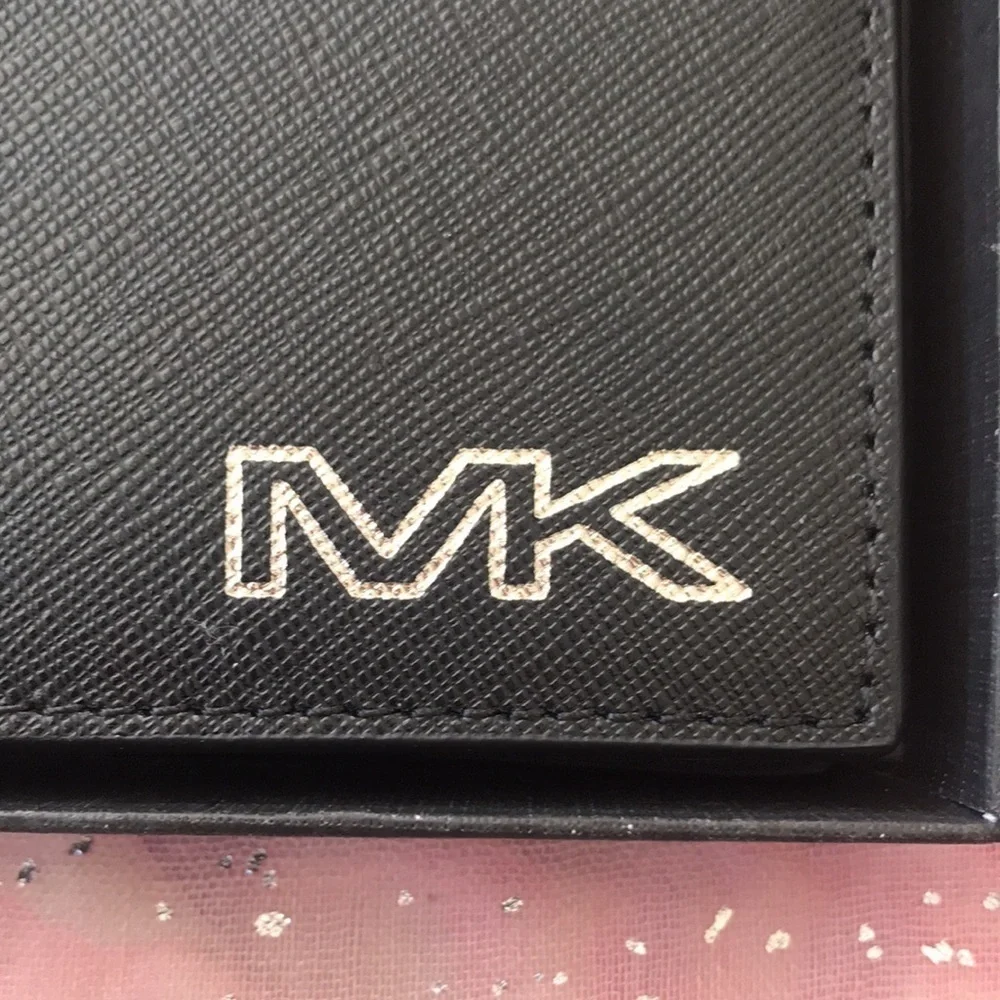 Brand New Michael Kors Genuine Leather Black Slim Billfold Wallet w/ Silver Logo